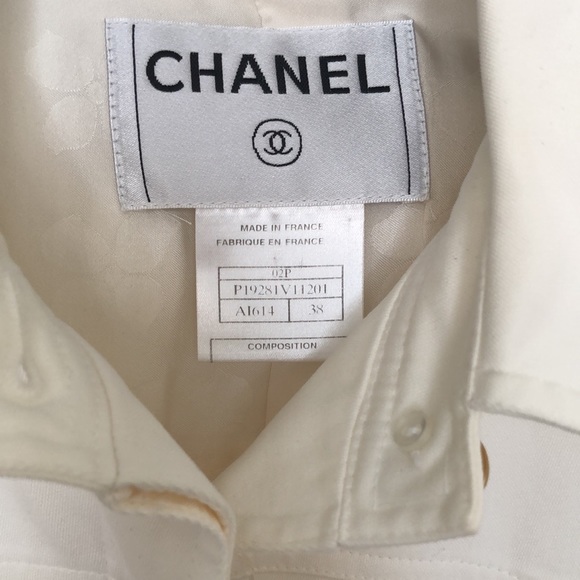 Vintage Chanel Classic White Jacket - Picture 5 of 16